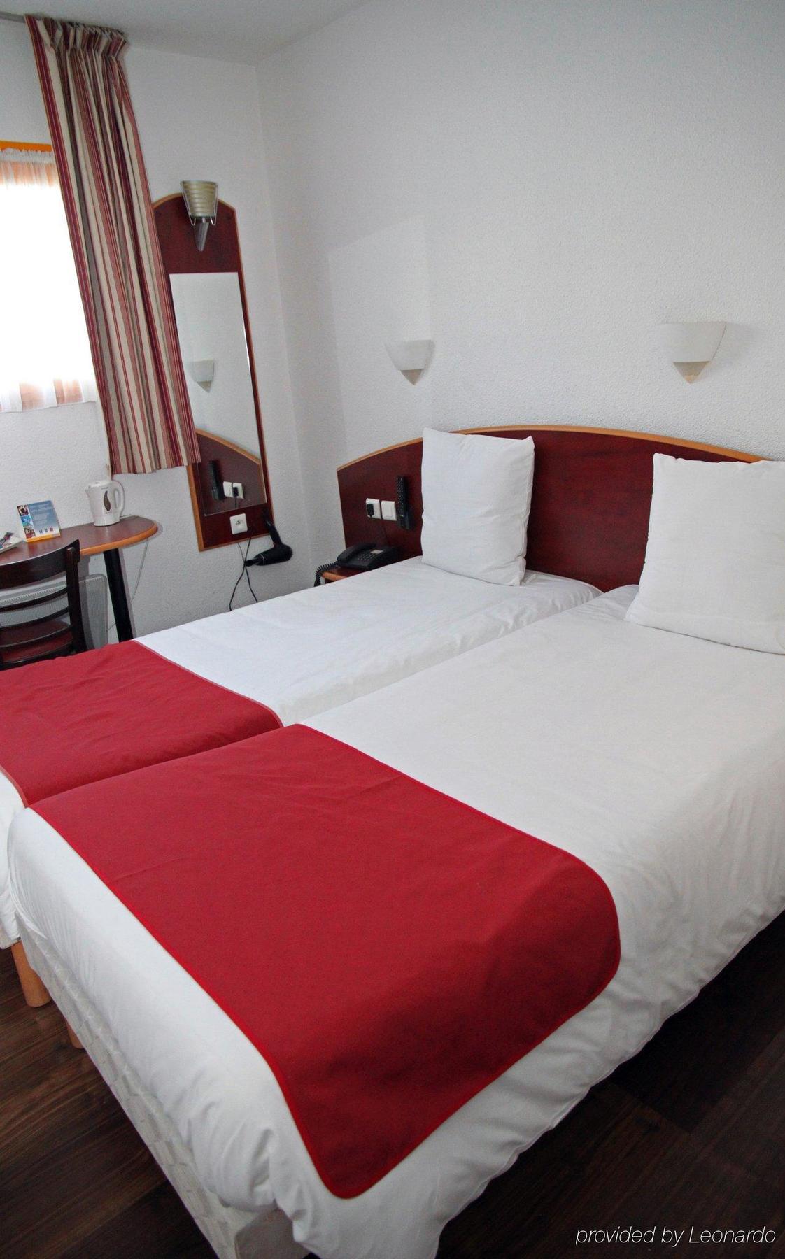 Comfort Hotel Grenoble Saint Egreve Экстерьер фото