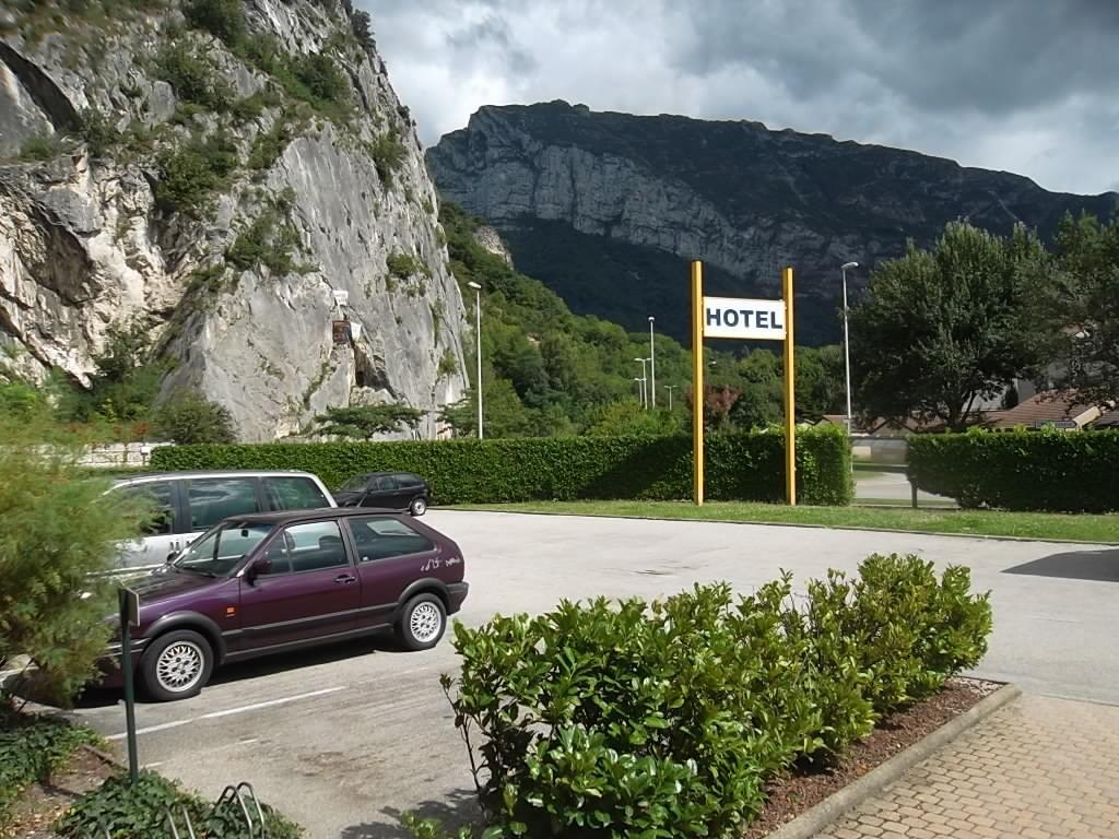 Comfort Hotel Grenoble Saint Egreve Экстерьер фото