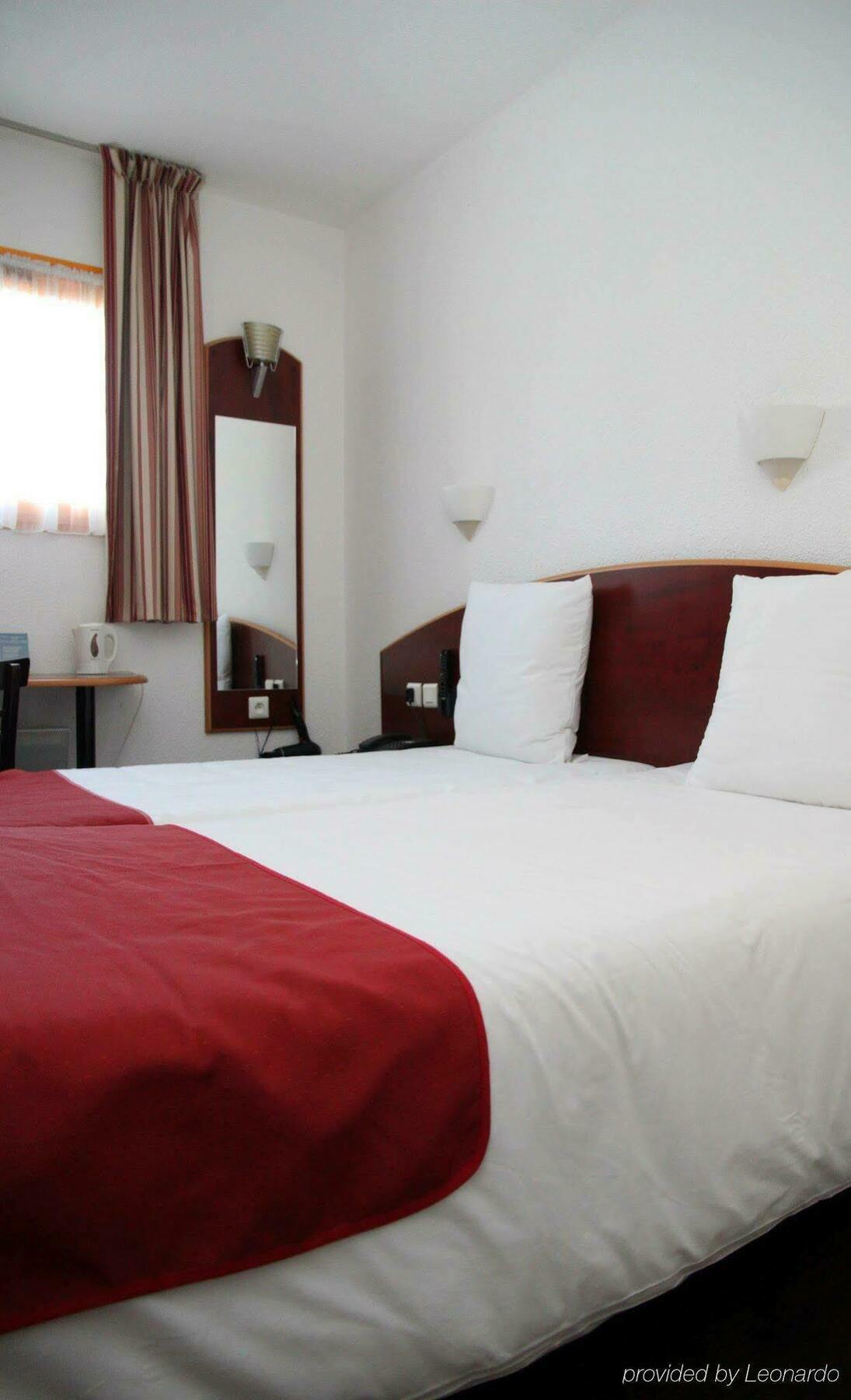 Comfort Hotel Grenoble Saint Egreve Экстерьер фото